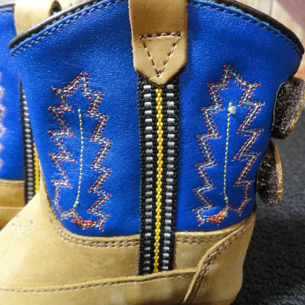 Cowboy style Old West Embroidered Leather upper booties sz 2